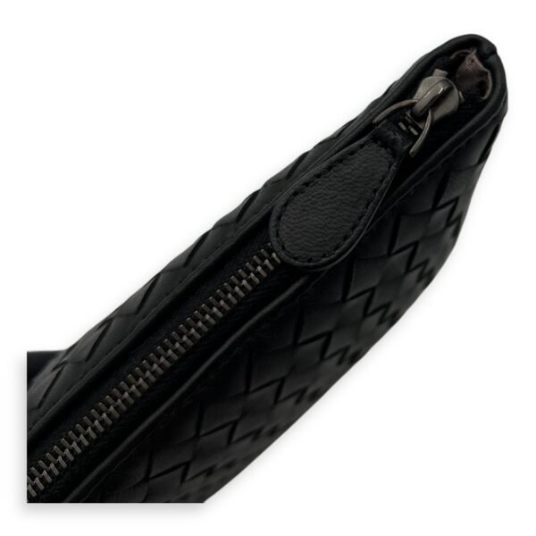 Intrecciato Pouch Black in Lambskin, Ruthenium hardware - Image 11