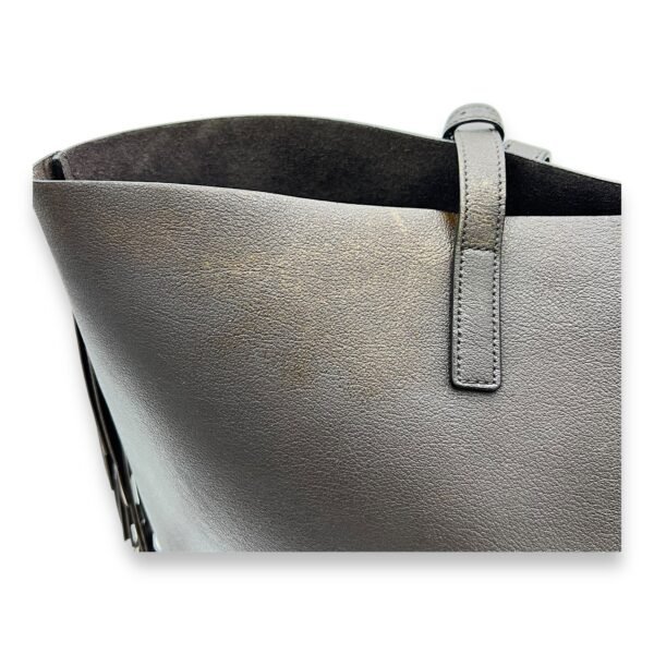 East West Shopping Fringe Tote Bag Grey in Calfskin, Silver hardware - Image 10
