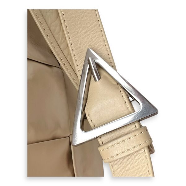 Cassette Crossbody Bag Beige in Calfskin, Silver hardware - Image 18