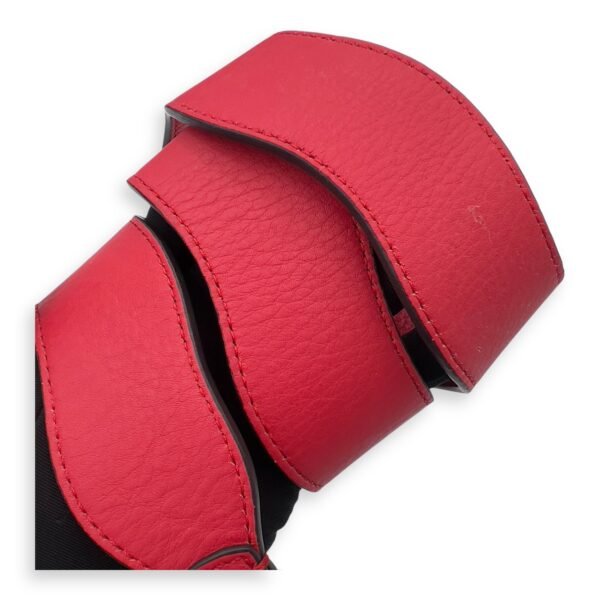 Baguette Shoulder Bag Red in Calfskin, Silver hardware - Image 20