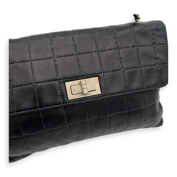 Chocolate Bar Reissue Black Shoulder Bag in Lambskin, Ruthenium hardware - Image 7