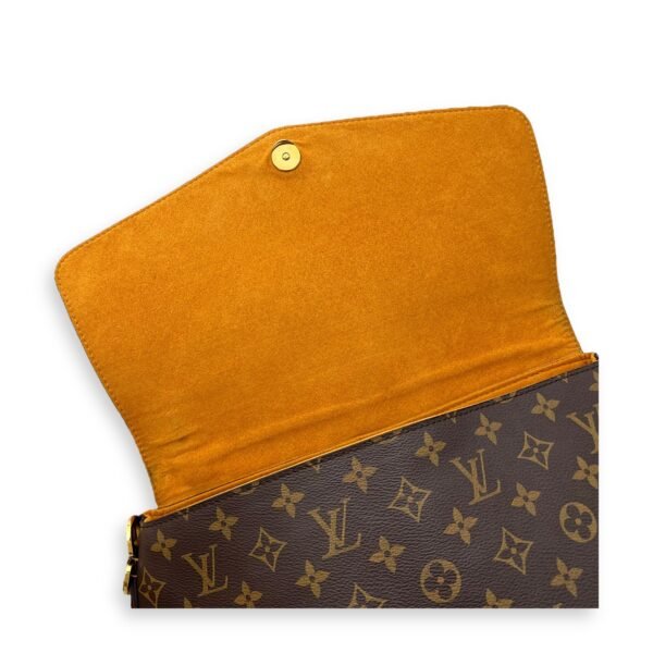 Beaubourg MM Brown Top Handle Bag in Monogram Coated Canvas, Gold hardware - Image 26