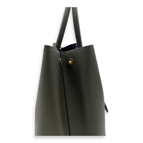 Double Top Handle Bag Green in Saffiano Leather, Gold hardware - Image 7