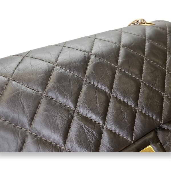 2.55 Brown Shoulder Bag in Calfskin, Gold hardware - Image 6