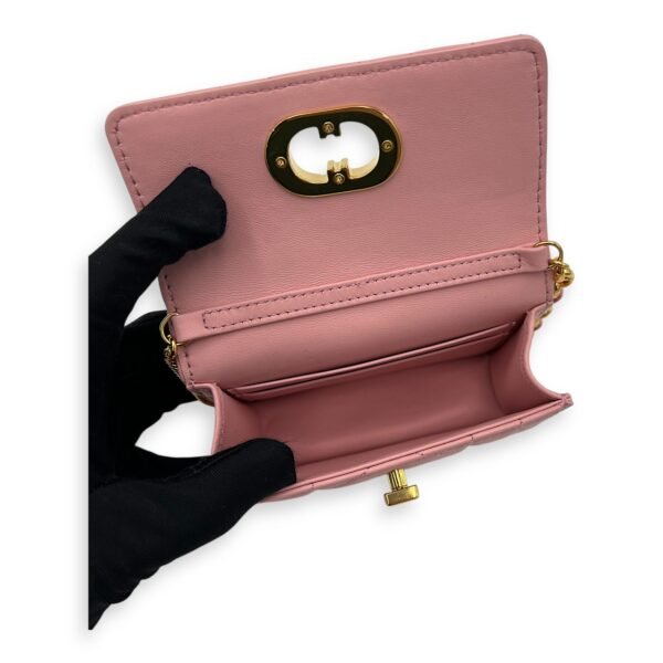 Caro Wallet On Chain Pink in Lambskin, Gold hardware - Image 6