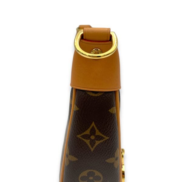 Loop Brown Shoulder Bag in Monogram Coated Canvas, Gold hardware - Image 8