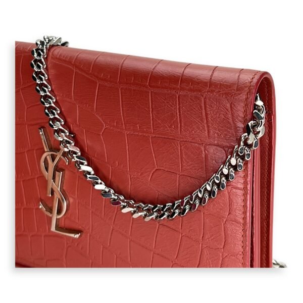 Kate Pink Wallet on Chain in Crocodile Embossed Calfskin, Gold hardware - Image 10