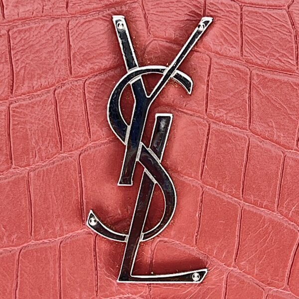 Kate Pink Wallet on Chain in Crocodile Embossed Calfskin, Gold hardware - Image 8