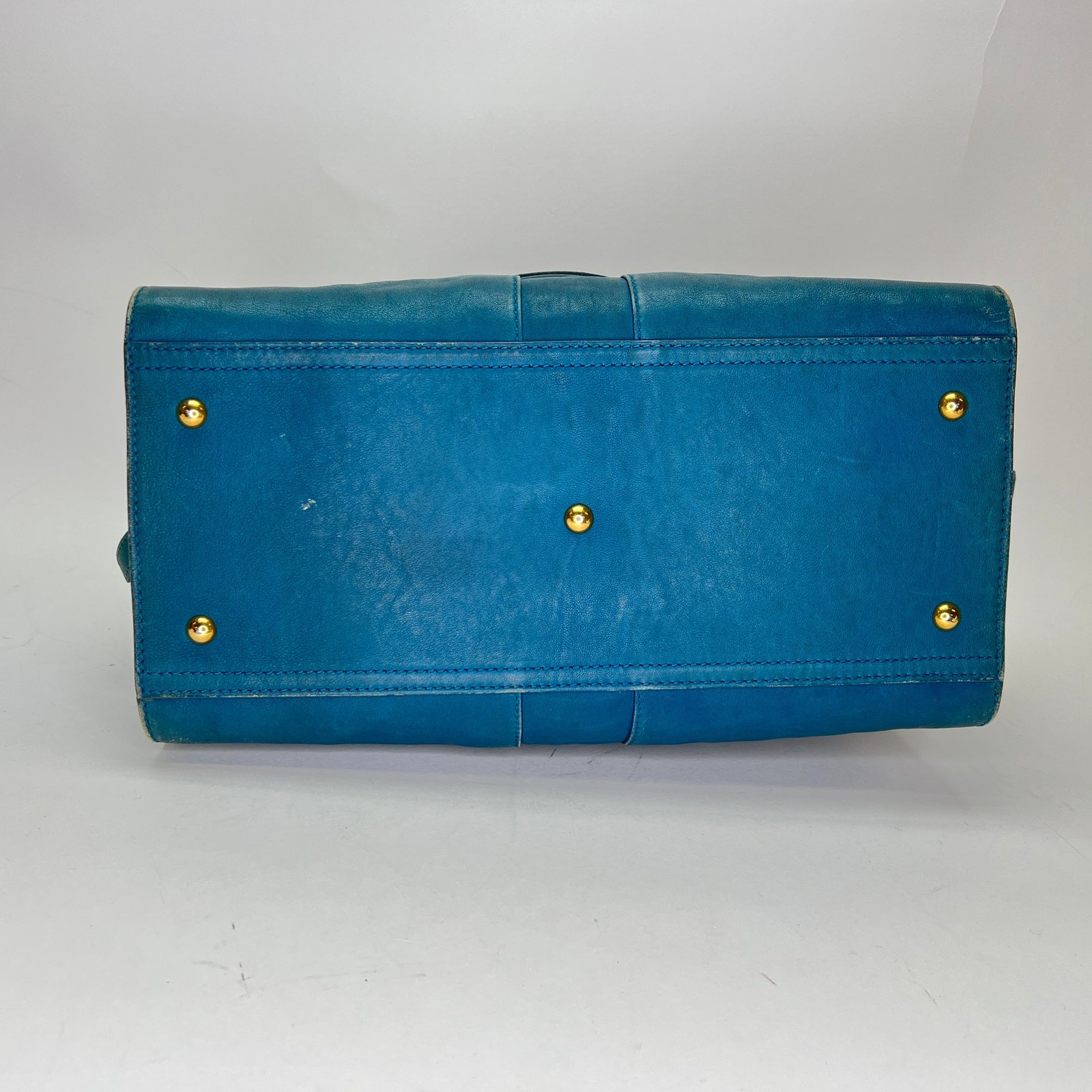 Cabas Chyc Sac Ligne Y Top handle bag in Calfskin, Gold Hardware - Image 5