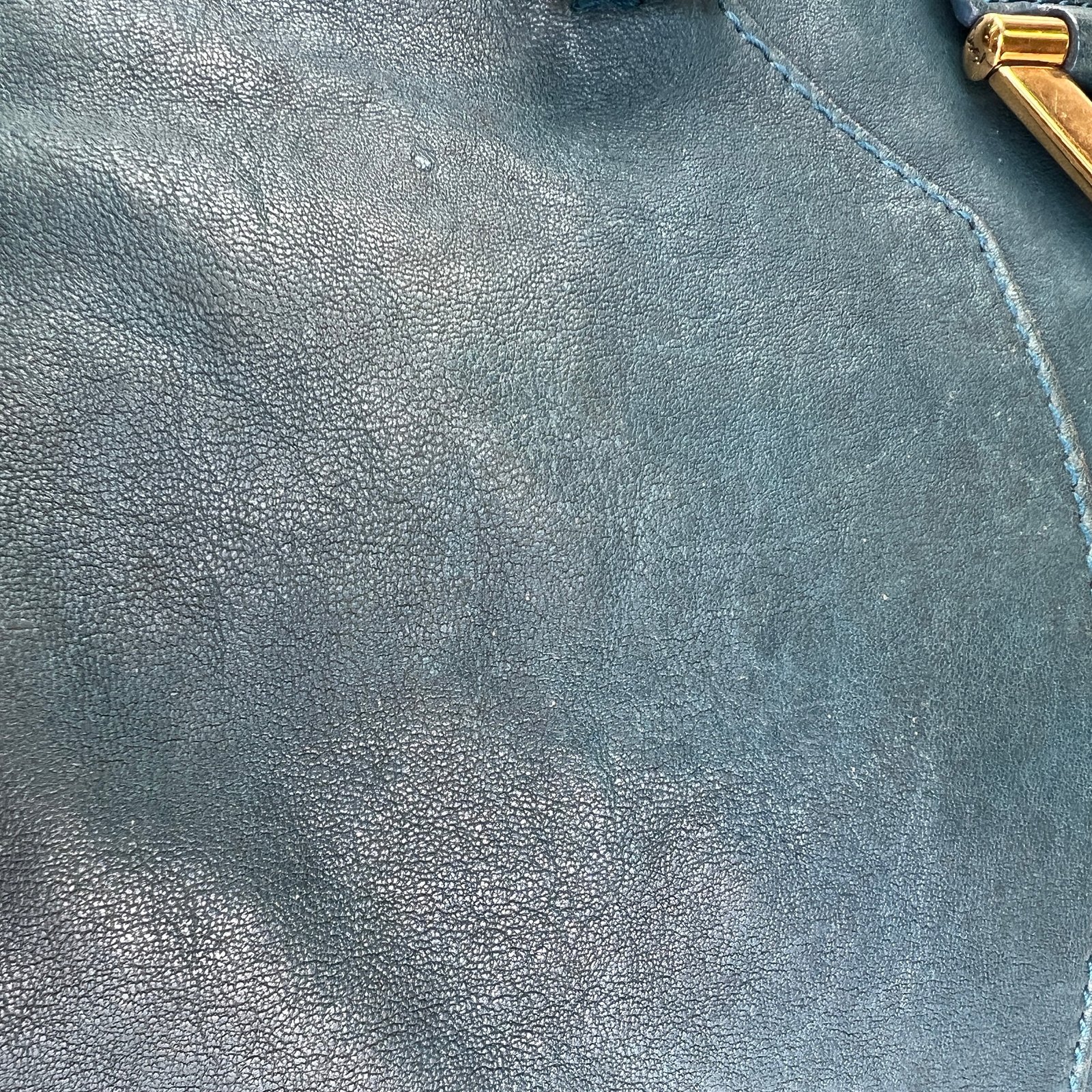 Cabas Chyc Sac Ligne Y Top handle bag in Calfskin, Gold Hardware - Image 8