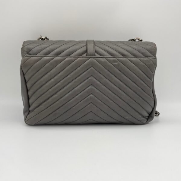 College Large Grey Top Handle Bag in Calfskin, Ruthenium hardware - Image 2