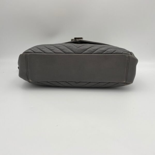 College Large Grey Top Handle Bag in Calfskin, Ruthenium hardware - Image 5
