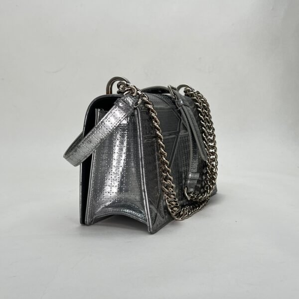 Diorama Medium Silver Shoulder Bag in Calfskin, Silver hardware - Image 3